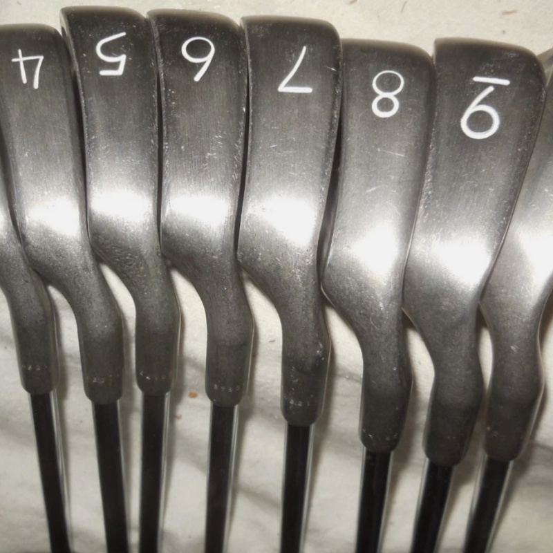 Ping Zing 2 Black Dot Irons 3-9+Wedge /Cushin JZ Regular Steel Shafts/RH